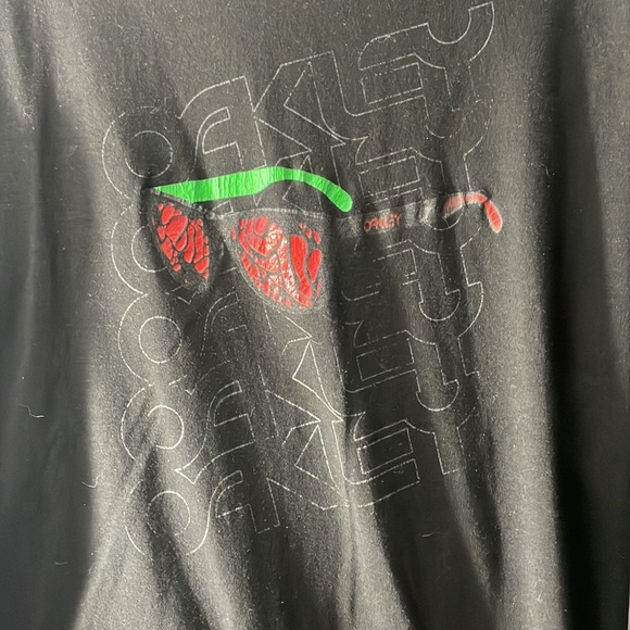 Oakley Frog & Sunglasses T-Shirt - Picture 2 of 4